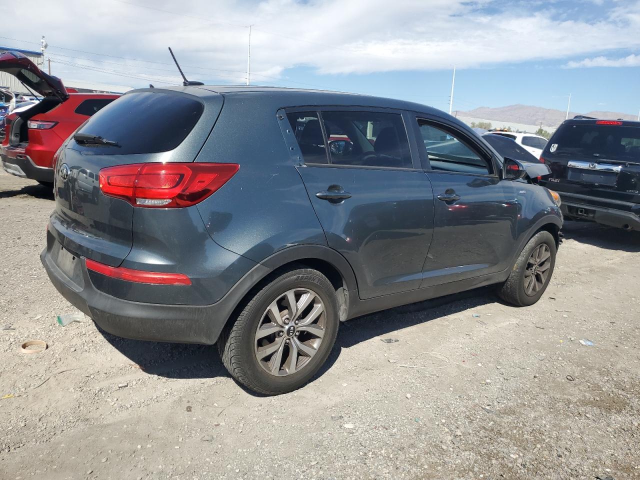 KIA SPORTAGE LX