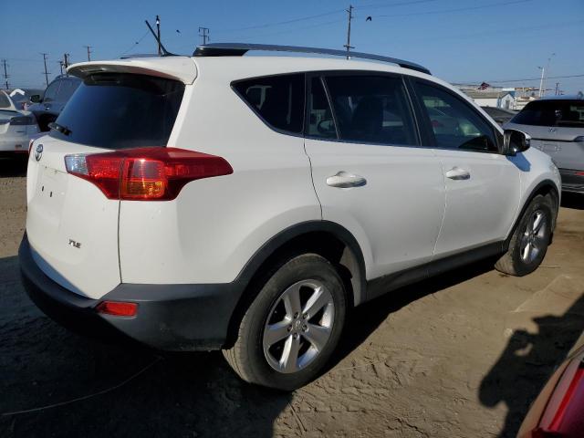 TOYOTA RAV4 XLE 2014 white  Gasoline JTMWFREV1EJ020888 photo #4