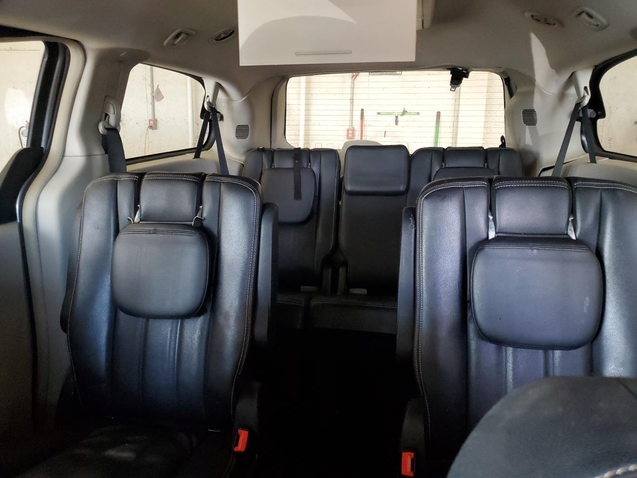 CHRYSLER TOWN & COUNTRY TOURING