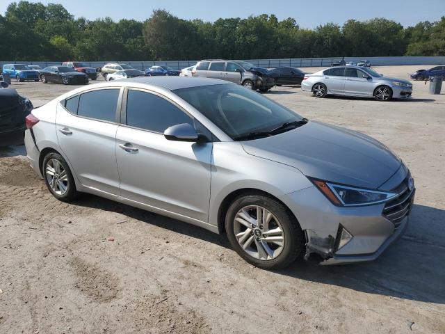 2020 HYUNDAI ELANTRA SE - 5NPD84LF0LH580052