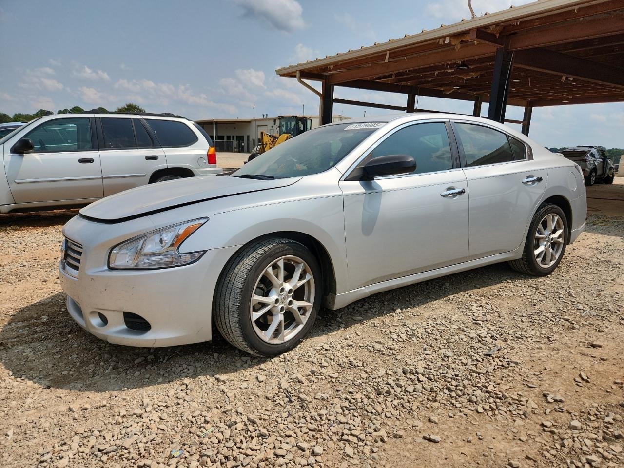 NISSAN MAXIMA S