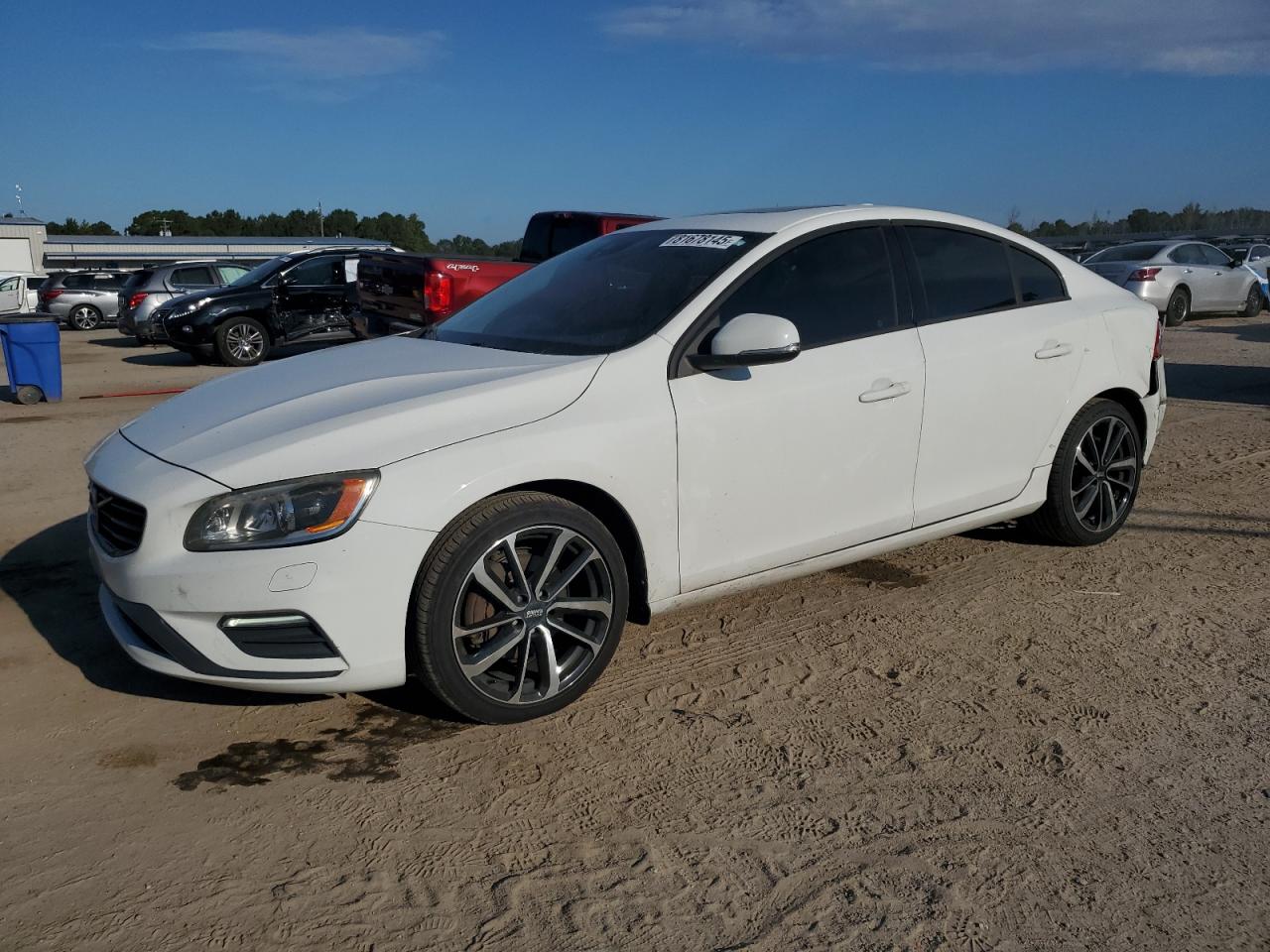 Lot #3292410269 2017 VOLVO S60 DYNAMI