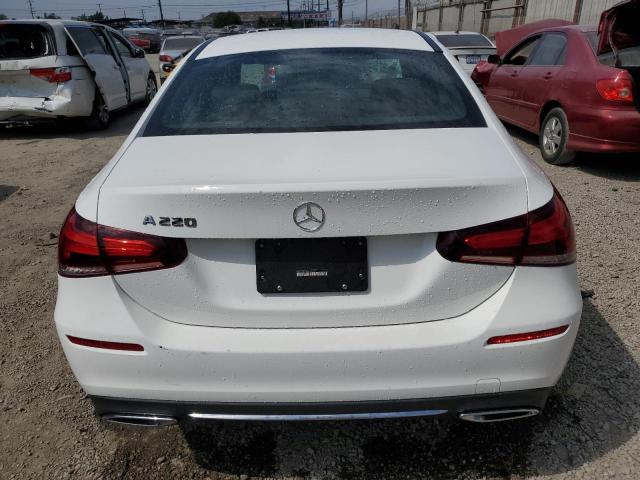 2021 MERCEDES-BENZ A 220 W1K3G4EB2MJ304821