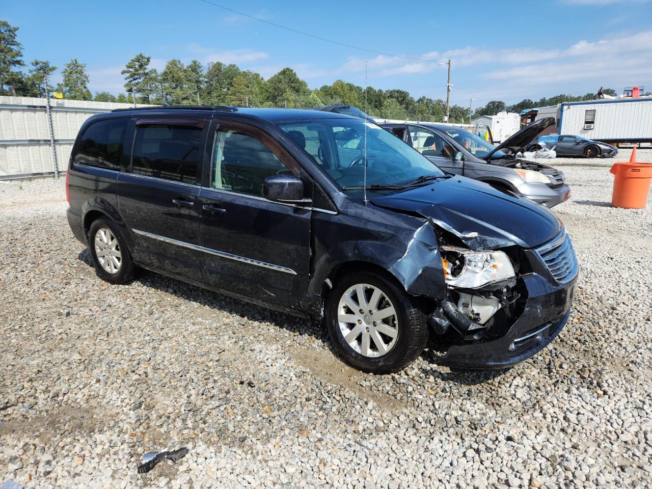 CHRYSLER TOWN & COUNTRY TOURING