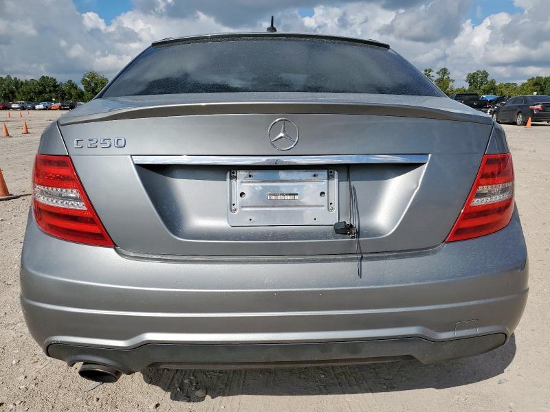 2014 MERCEDES-BENZ C 250 - WDDGF4HB0EG254273