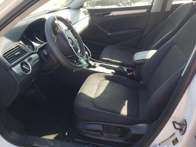 2017 VOLKSWAGEN PASSAT S 1VWAT7A34HC069312