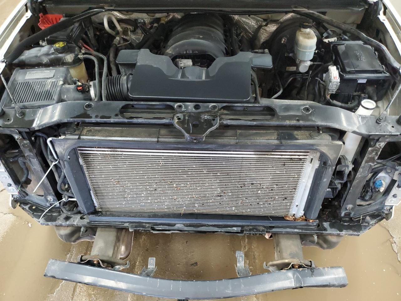 CHEVROLET SUBURBAN K1500 LS