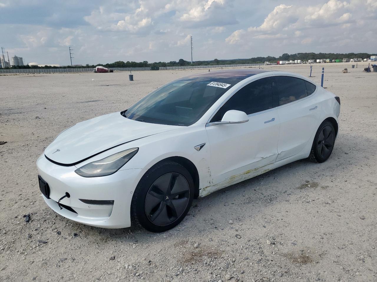 Lot #3259489151 2018 TESLA MODEL 3