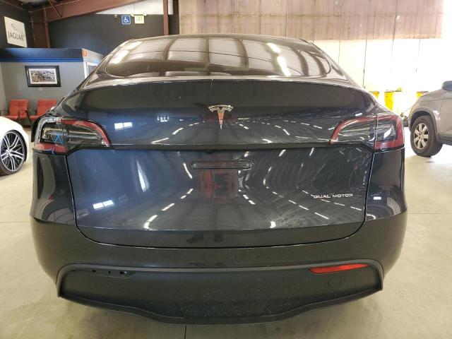 2024 TESLA MODEL Y 7SAYGDEE4RF023552