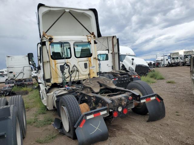 FREIGHTLINER CASCADIA 1 2016 white tractor diesel 3AKBGADV8GSHB2518 photo #4