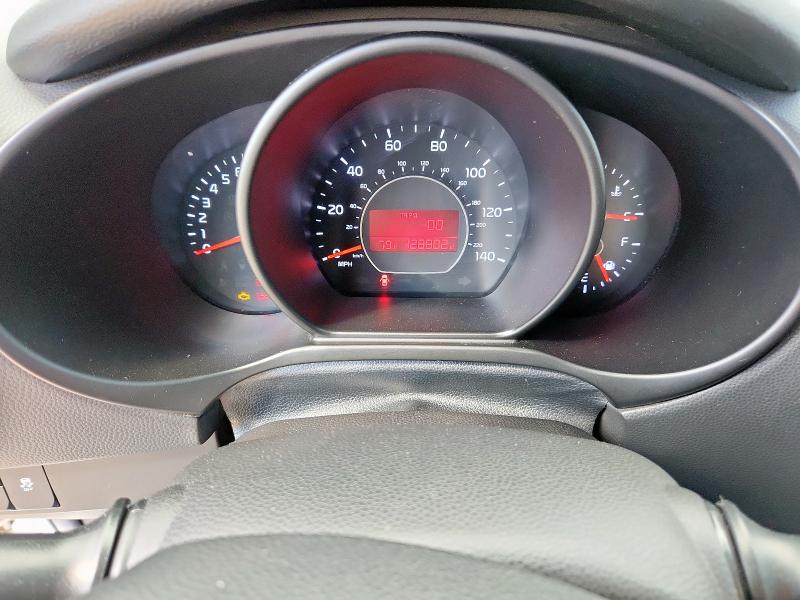2015 KIA SOUL KNDJN2A27F7165335