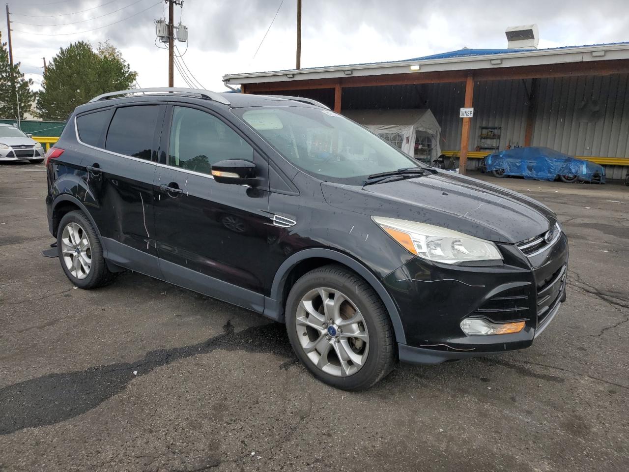 FORD ESCAPE TITANIUM