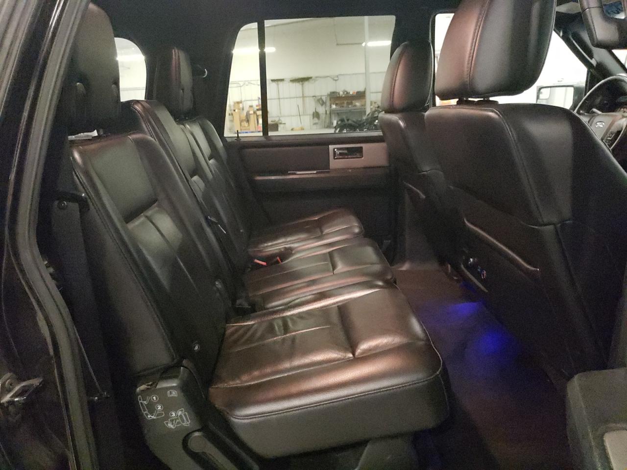 FORD EXPEDITION EL XLT