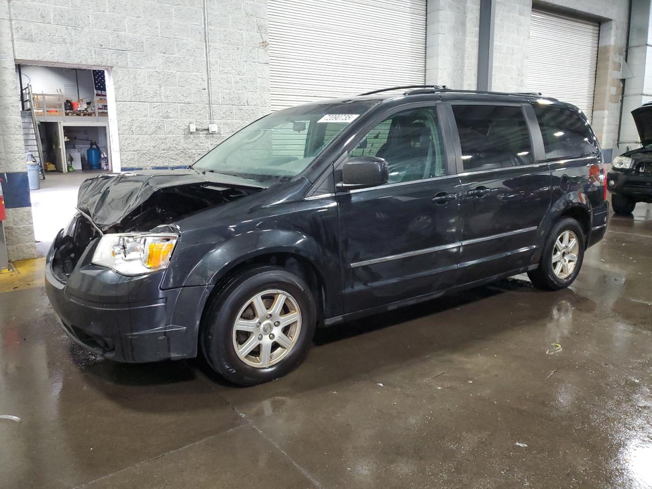 CHRYSLER TOWN & COUNTRY TOURING