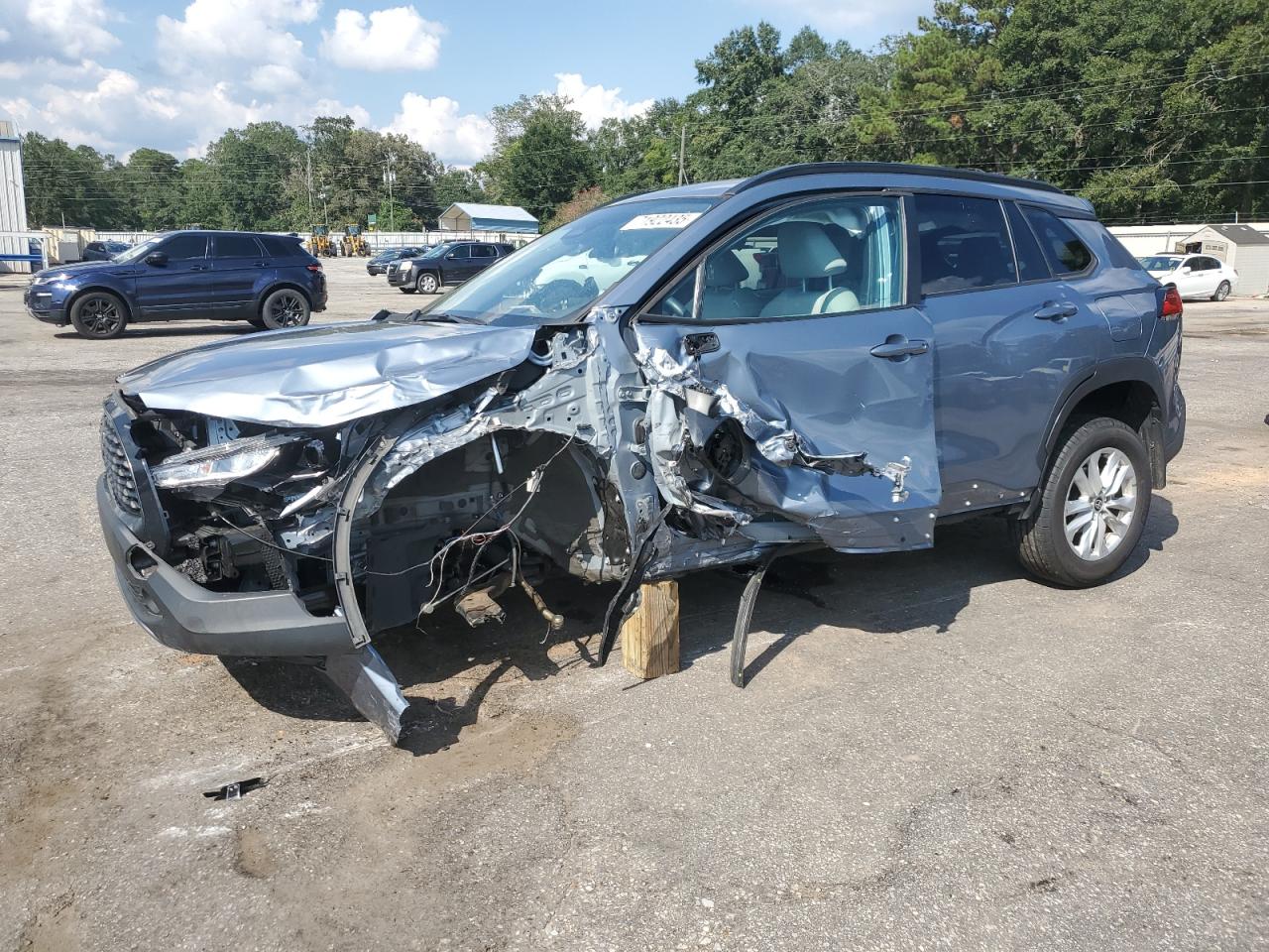 TOYOTA COROLLA CROSS LE