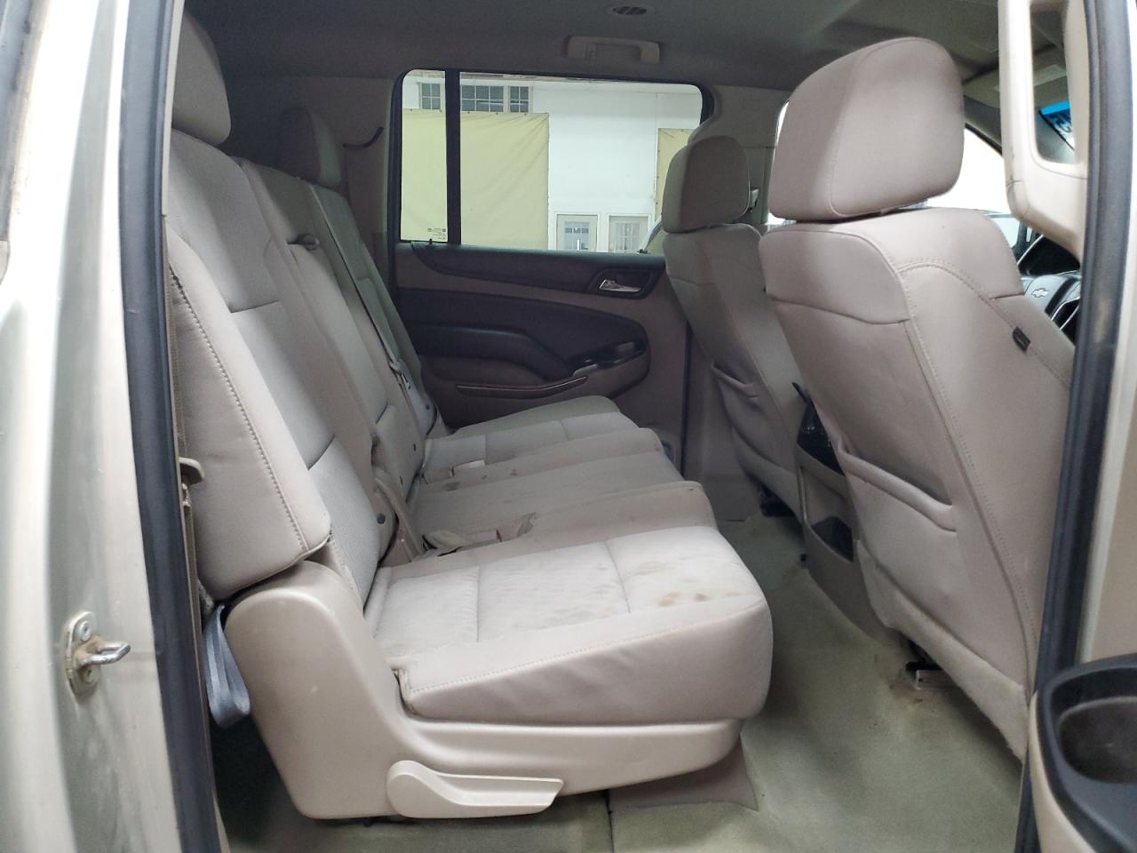 CHEVROLET SUBURBAN K1500 LS