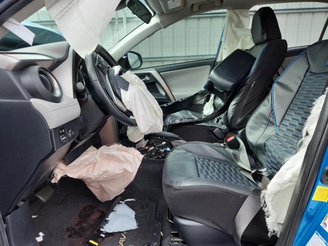 2018 TOYOTA RAV4 HV LE - JTMRJREV5JD208995