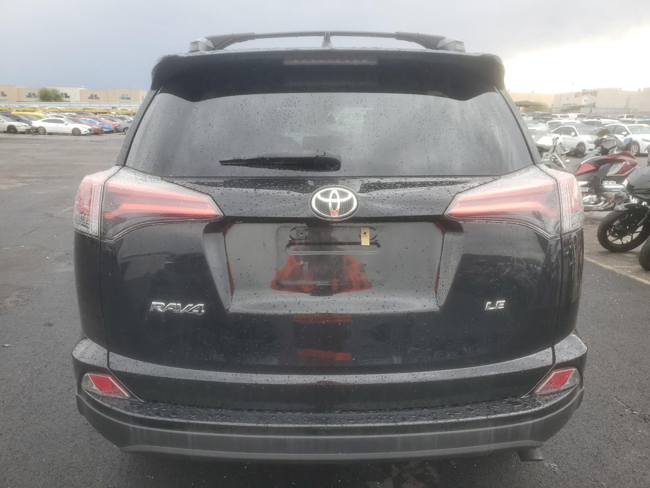 TOYOTA RAV4 LE