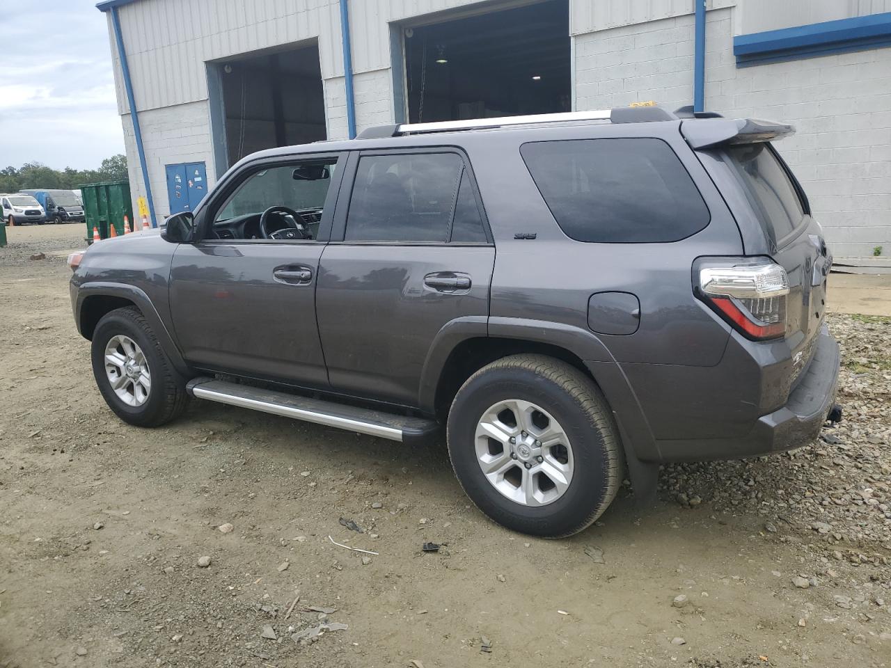 TOYOTA 4RUNNER SE