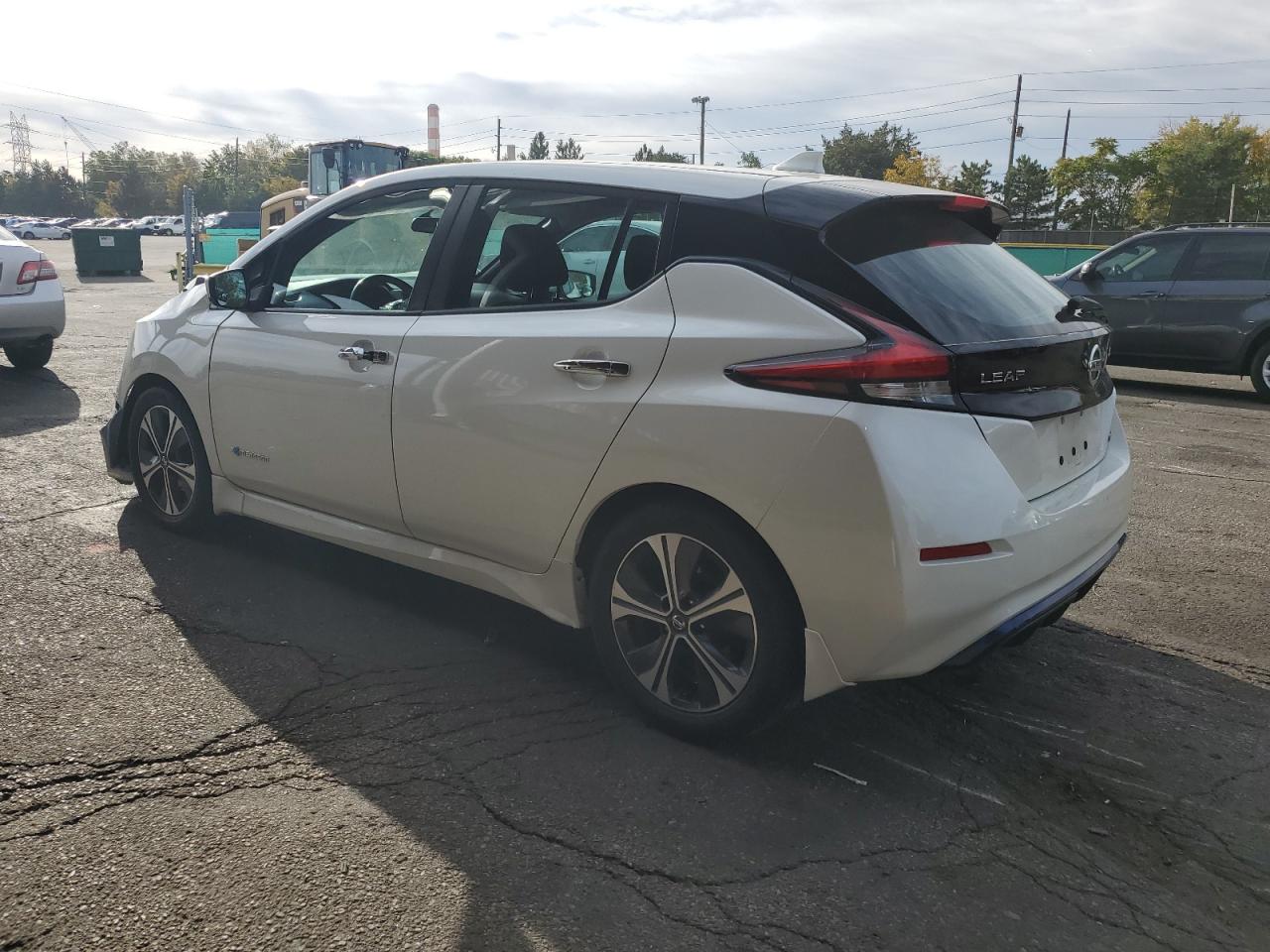NISSAN LEAF S