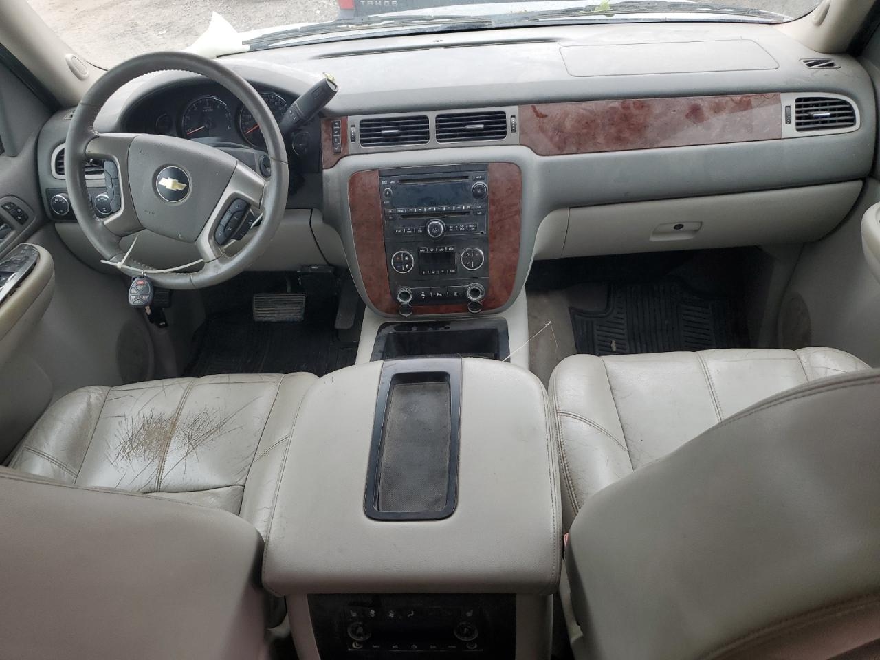 CHEVROLET SUBURBAN K1500 LT