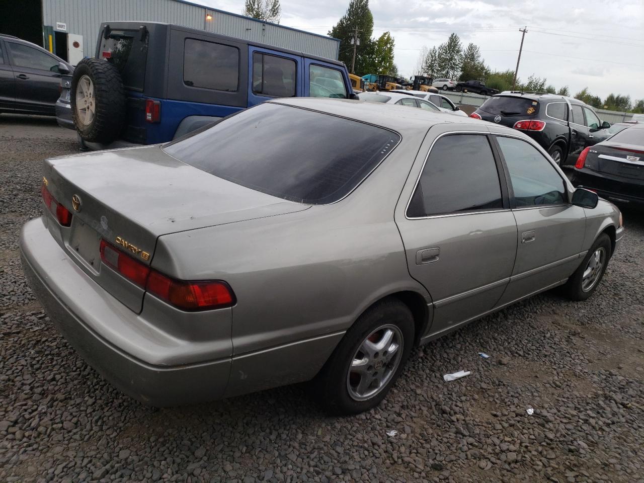 Lot #3291156960 1998 TOYOTA CAMRY CE