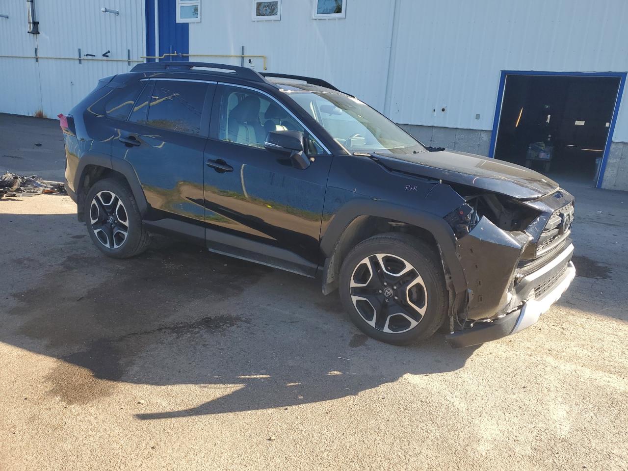 TOYOTA RAV4 ADVENTURE