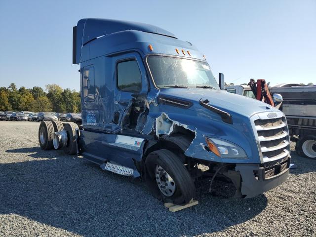 Global Auto Auctions: 2019 FREIGHTLINER CASCADIA 1