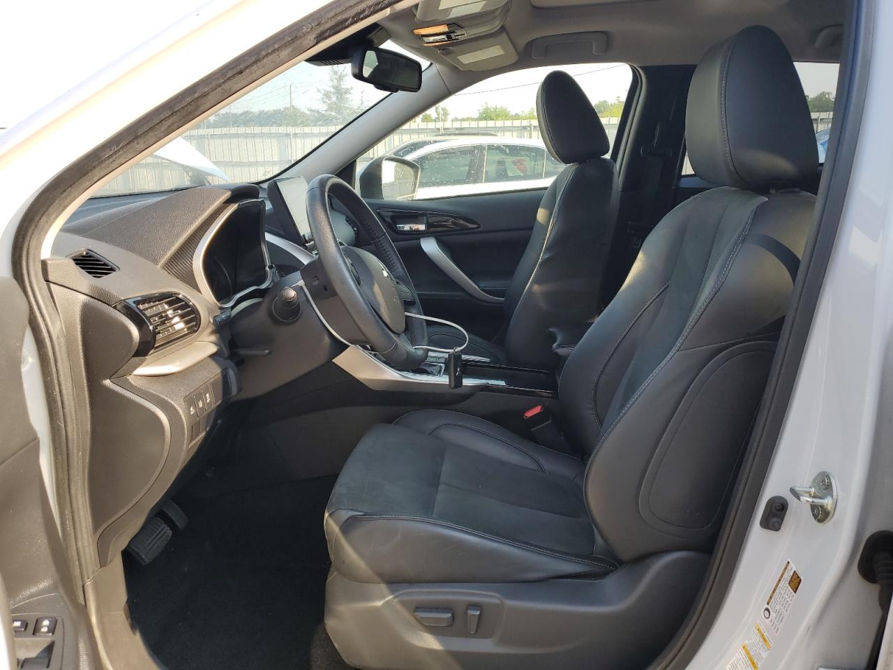 MITSUBISHI ECLIPSE SE