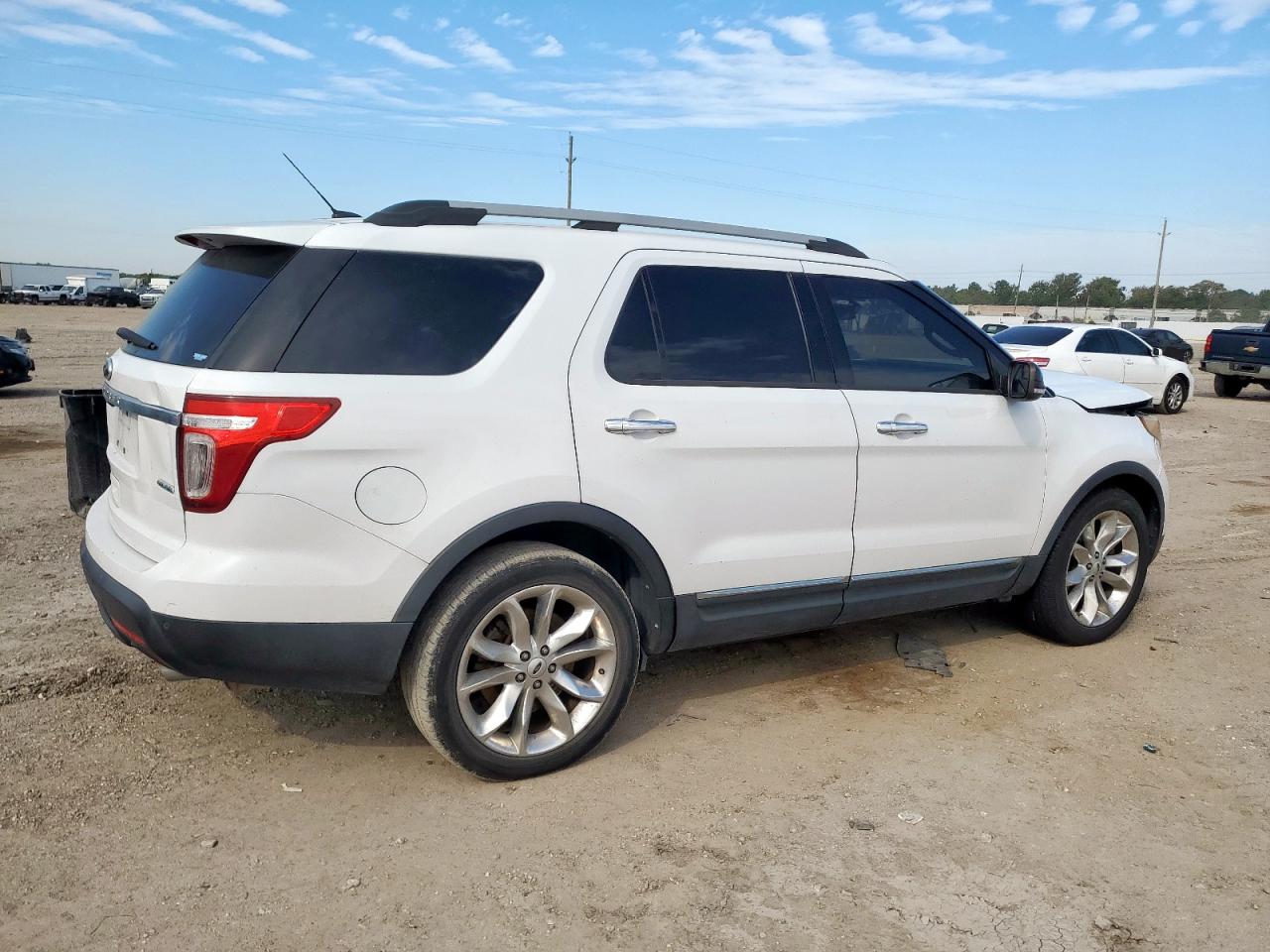 FORD EXPLORER XLT