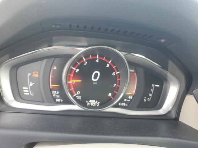 2016 VOLVO XC70 T5 PR YV4612NK7G1250480