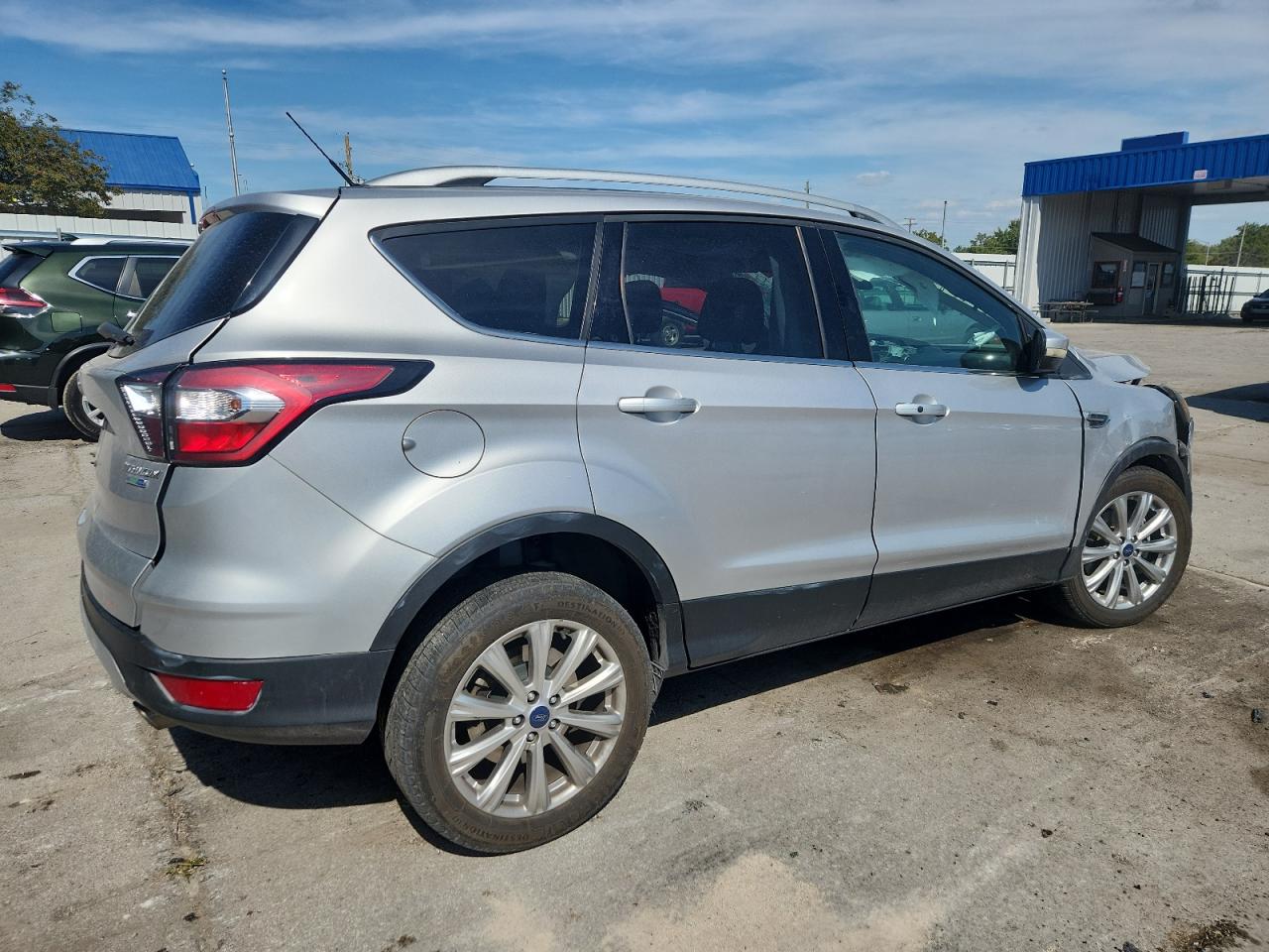 FORD ESCAPE TITANIUM