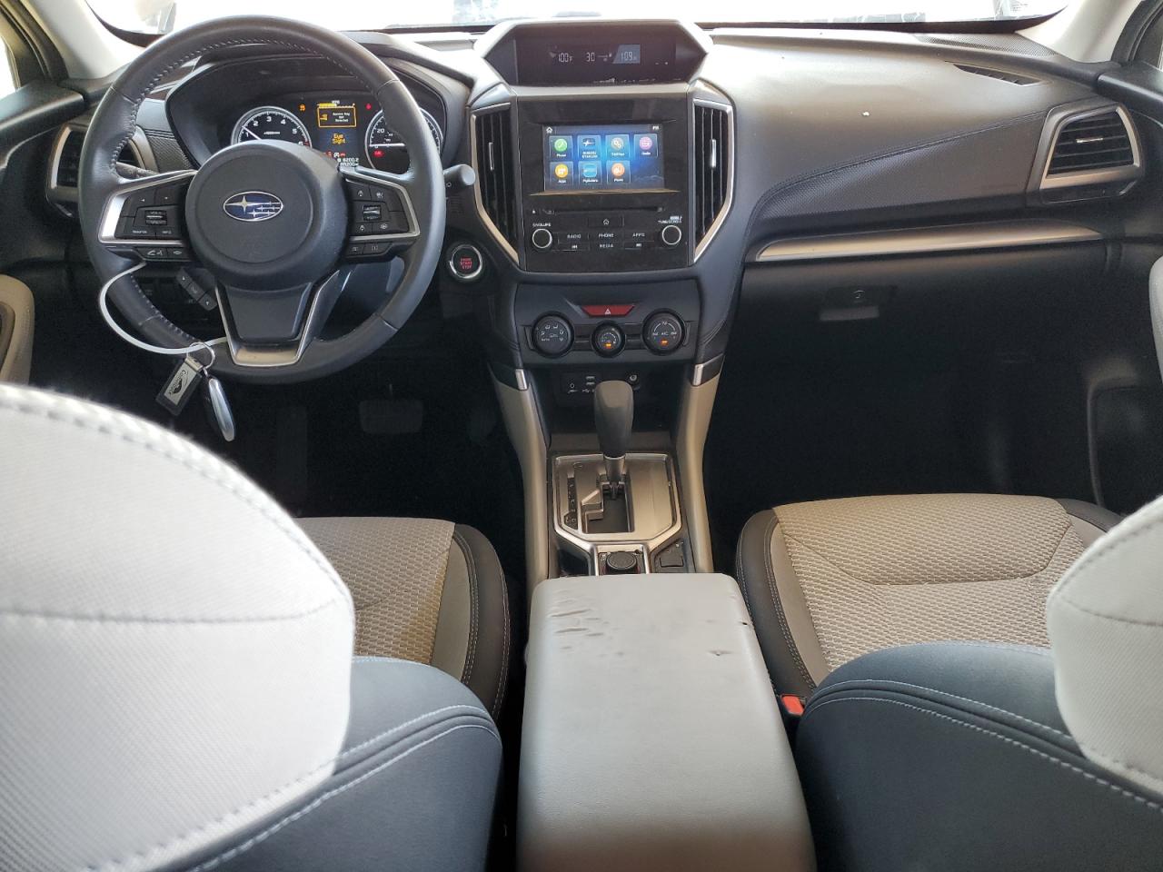 SUBARU FORESTER PREMIUM