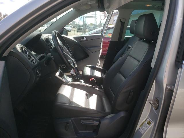 2015 VOLKSWAGEN TIGUAN S WVGAV7AX9FW562913