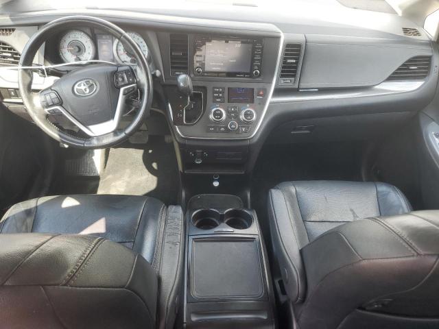 2018 TOYOTA SIENNA SE 5TDXZ3DC1JS961229