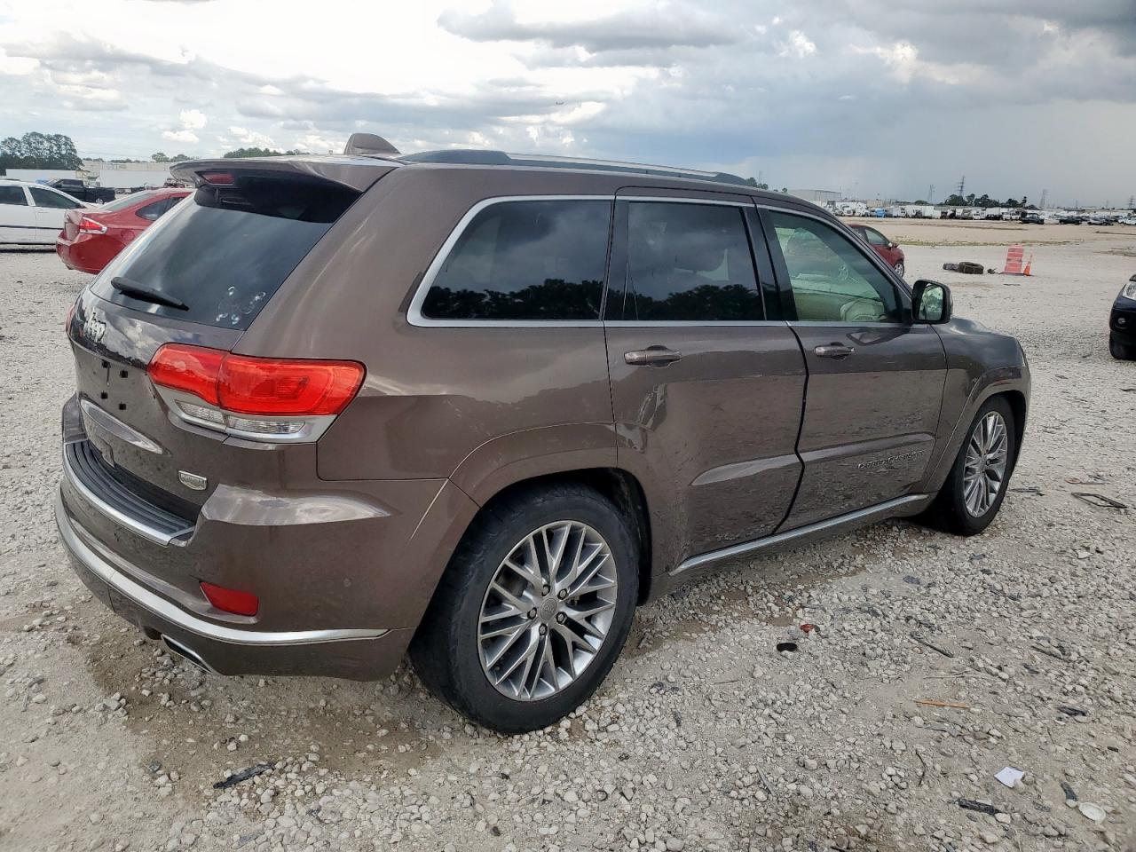 JEEP GRAND CHEROKEE SUMMIT