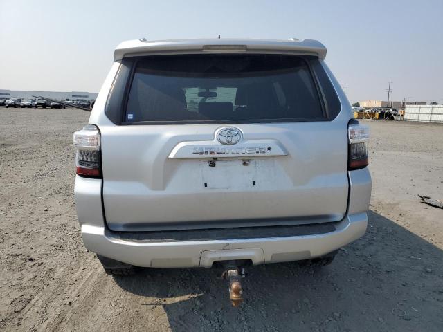 2018 TOYOTA 4RUNNER SR JTEBU5JR7J5505167