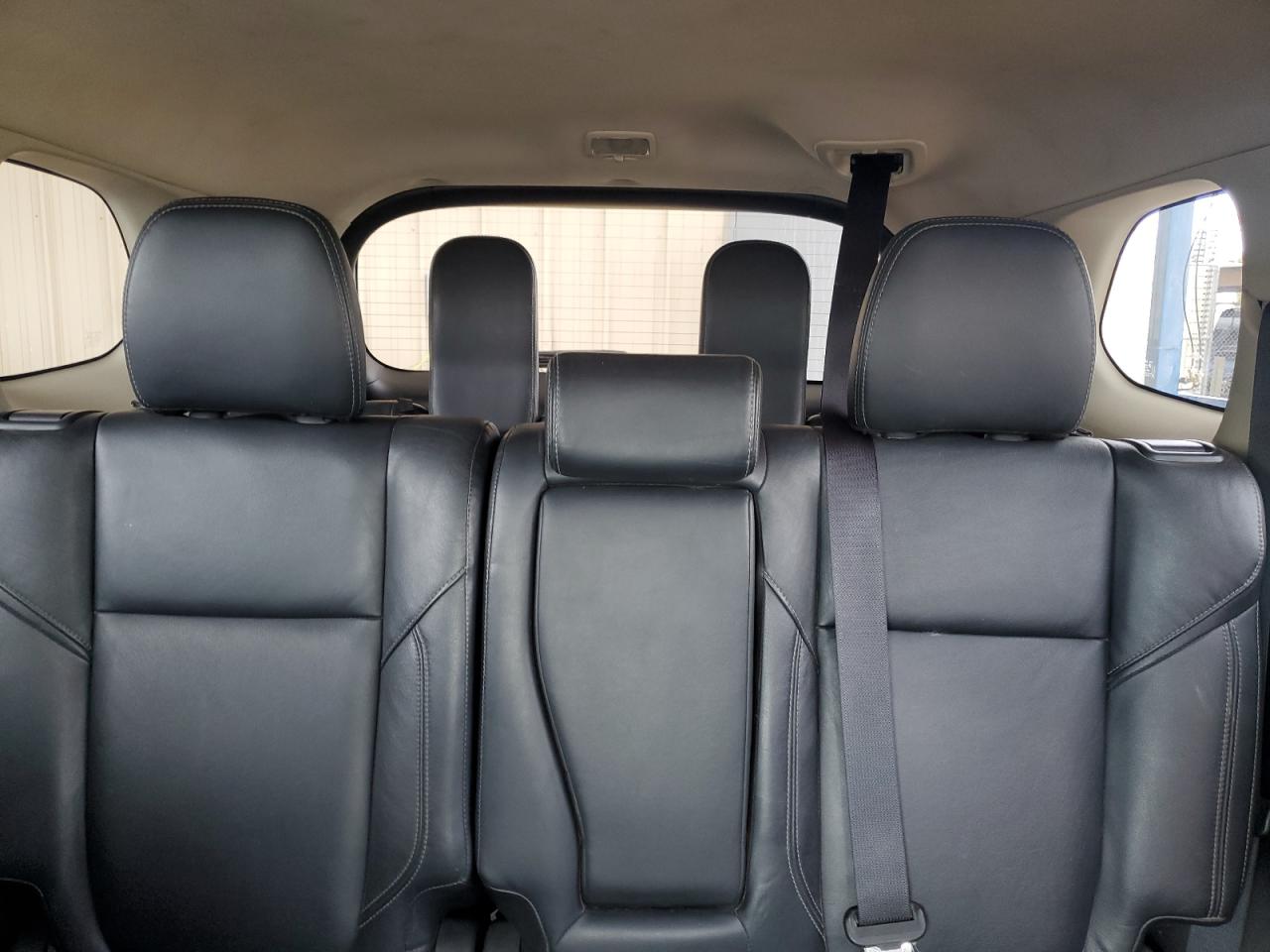 MITSUBISHI OUTLANDER SE