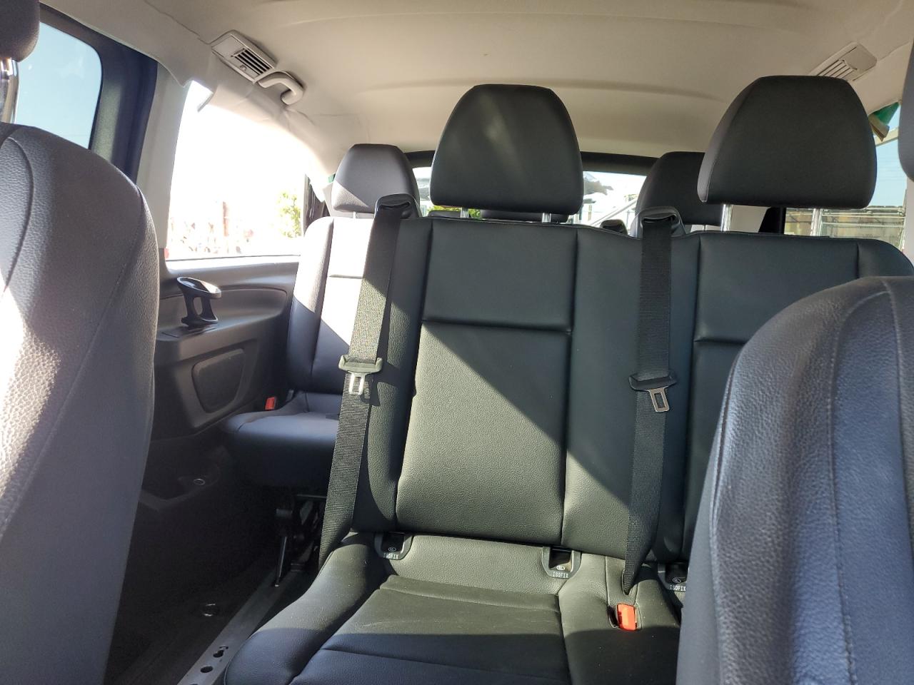 MERCEDES-BENZ METRIS