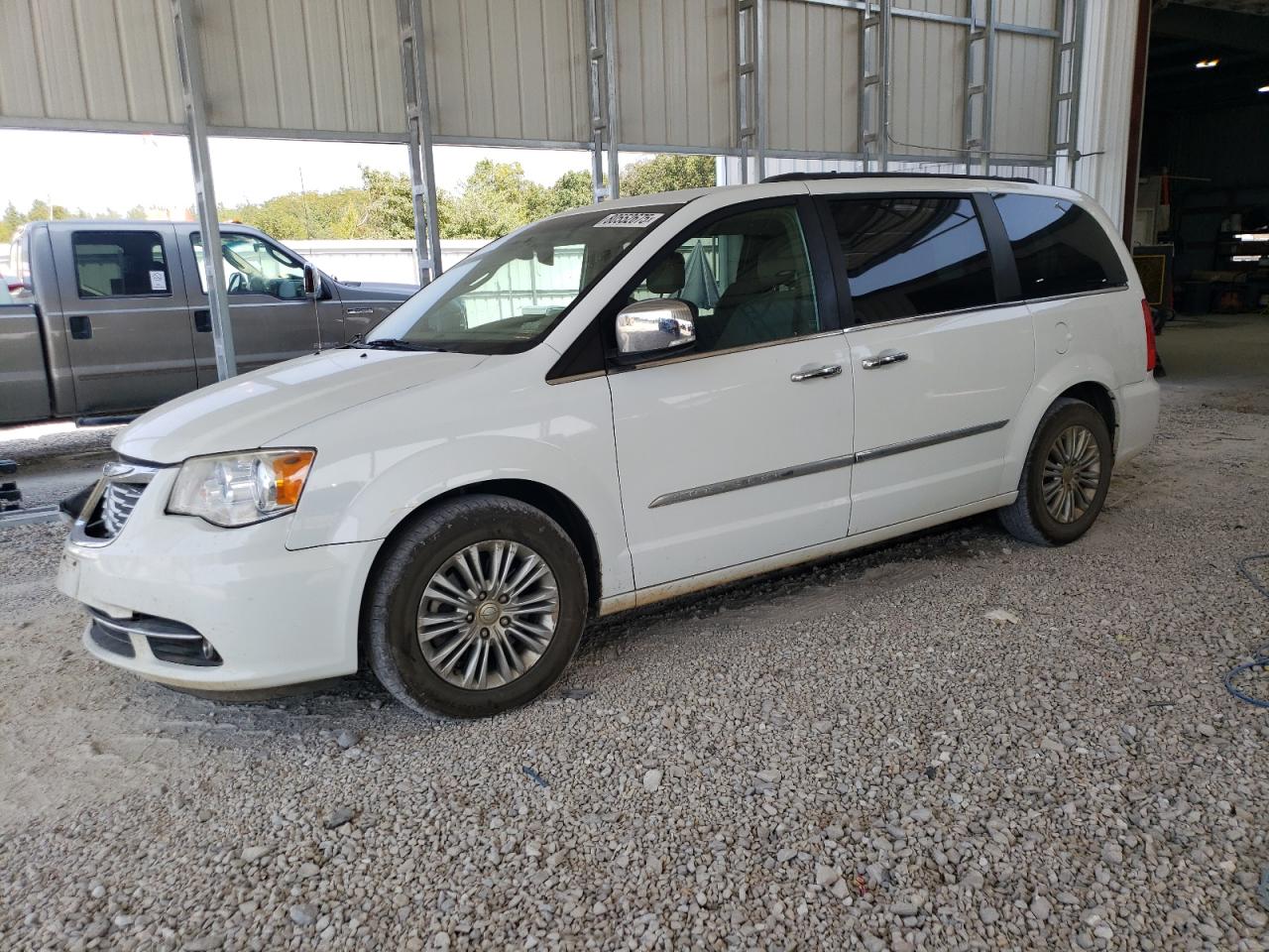 Lot #3308431274 2015 CHRYSLER TOWN & COUNTRY TOURING L