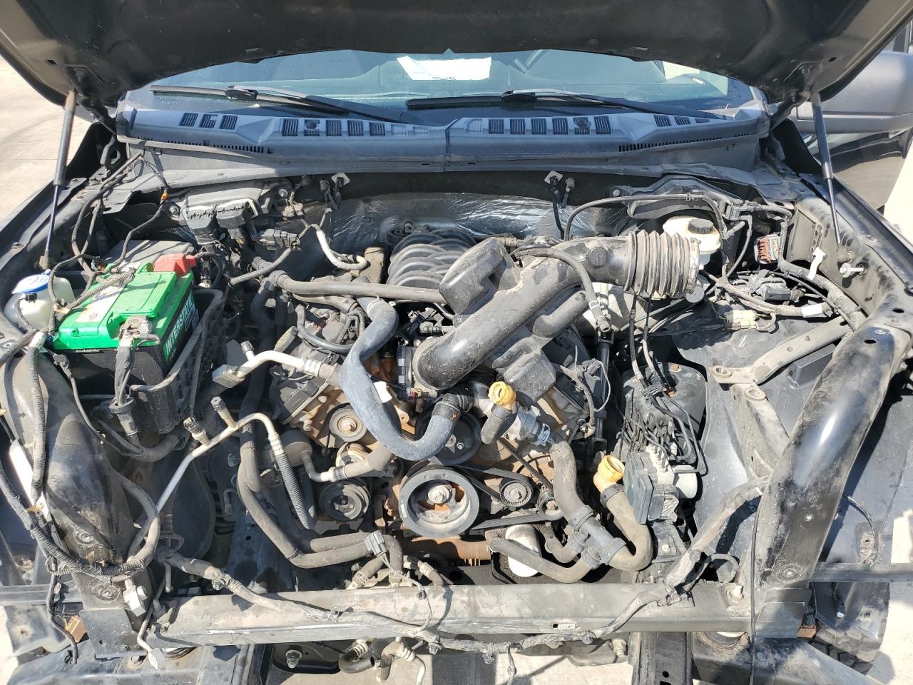 FORD F-150 SUPER CAB