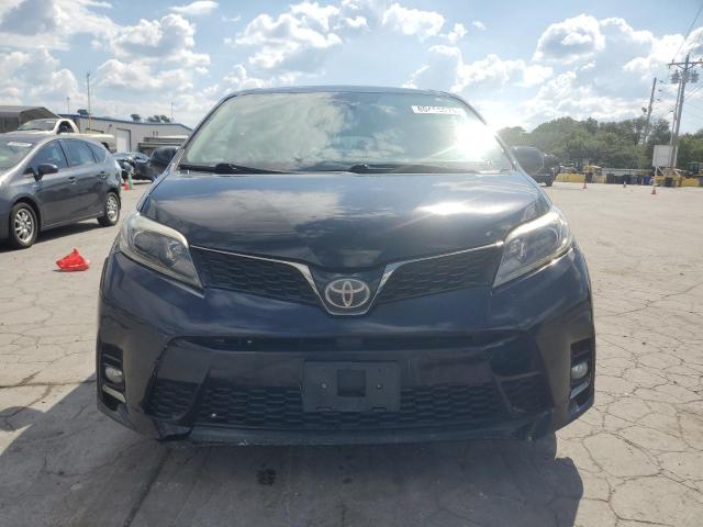 2018 TOYOTA SIENNA SE 5TDXZ3DC1JS961229