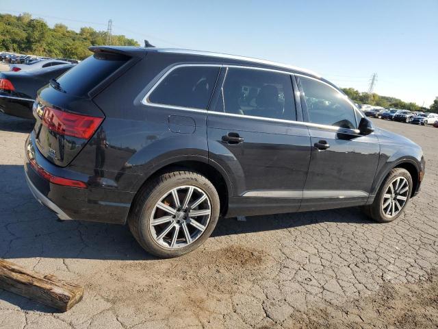 2017 AUDI Q7 PREMIUM WA1LAAF7XHD020985