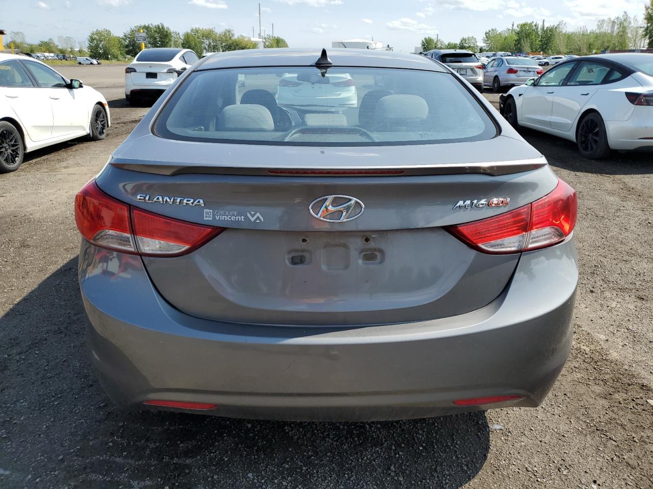 HYUNDAI ELANTRA GLS