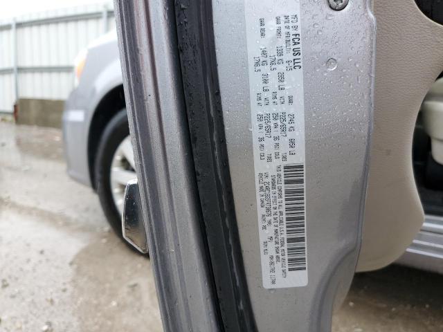 2015 CHRYSLER TOWN & COU 2C4RC1BG5FR730676