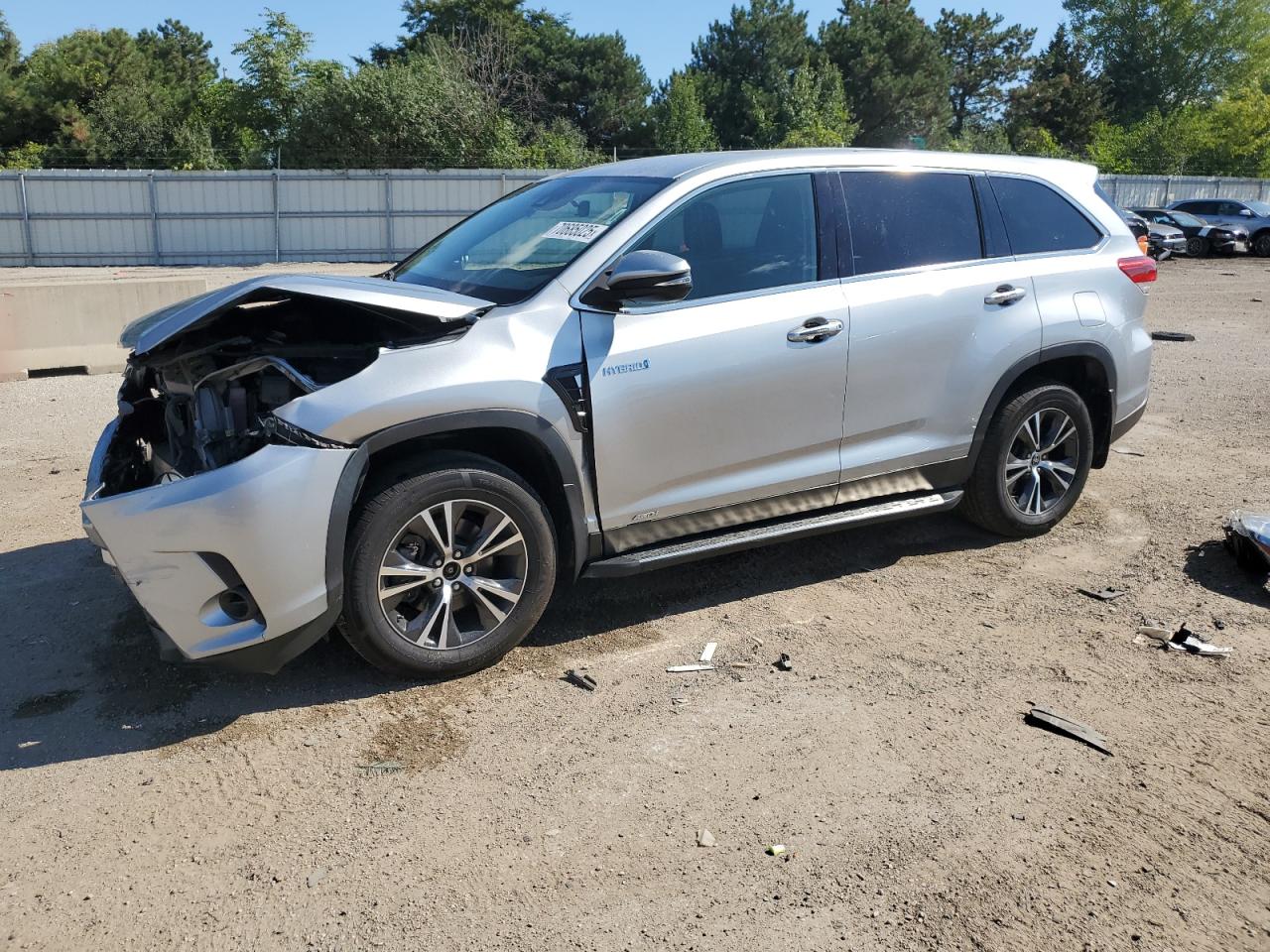 TOYOTA HIGHLANDER HYBRID