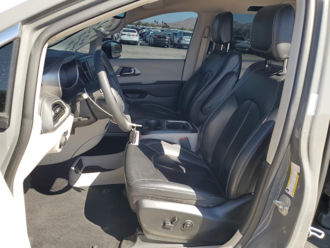 CHRYSLER PACIFICA HYBRID TOURING L