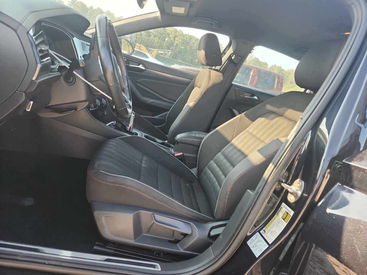 VOLKSWAGEN JETTA GLI