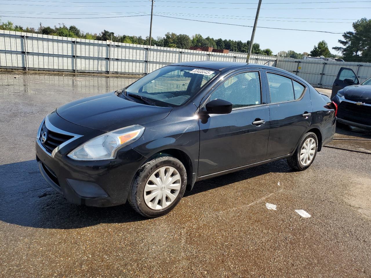 NISSAN VERSA S