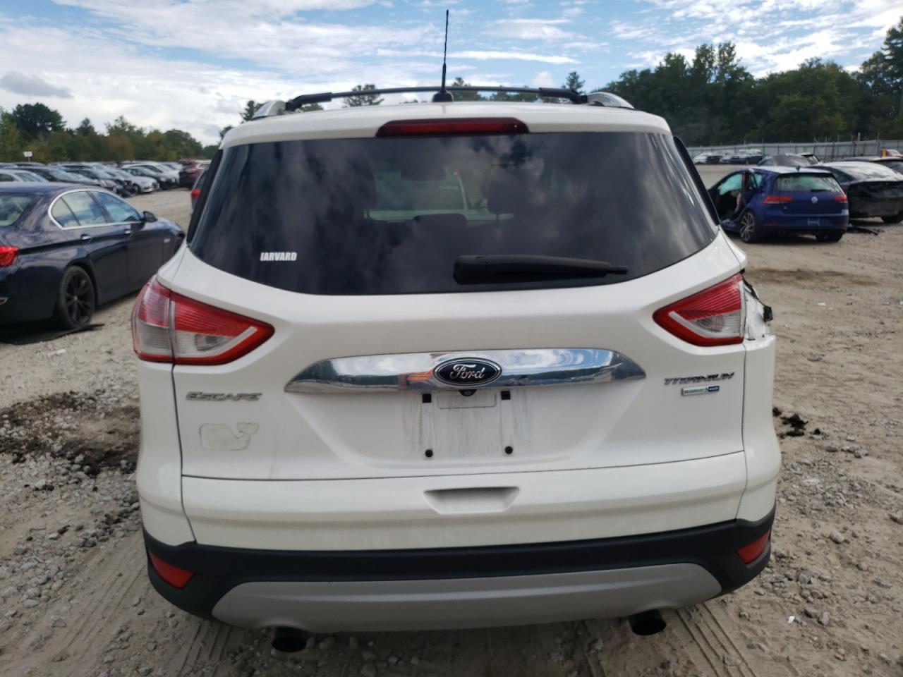 FORD ESCAPE TITANIUM